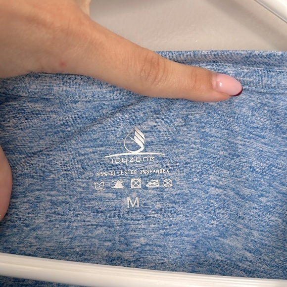 Set of 3- Icy zone athletic tees - Picture 3 of 10